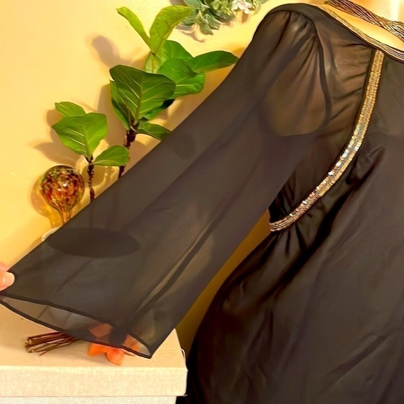 BCBGeneration womens dress 6 small mini black V back sheer sleeve party BCBG NYE - Picture 4 of 9